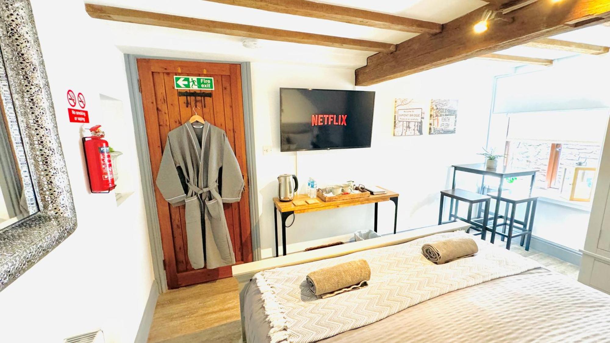Homestay Swallow Barn *