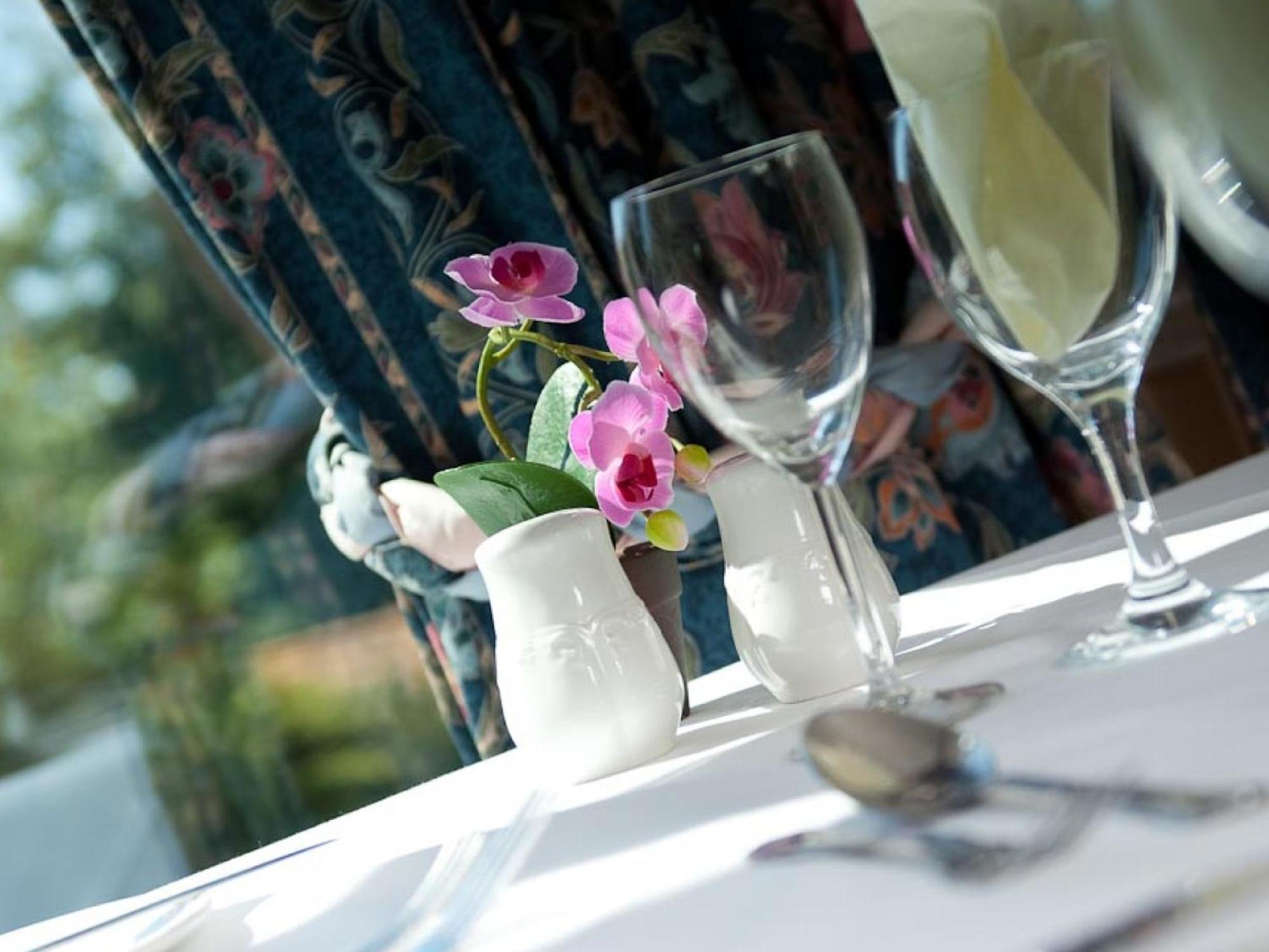 Country Hotel 3*