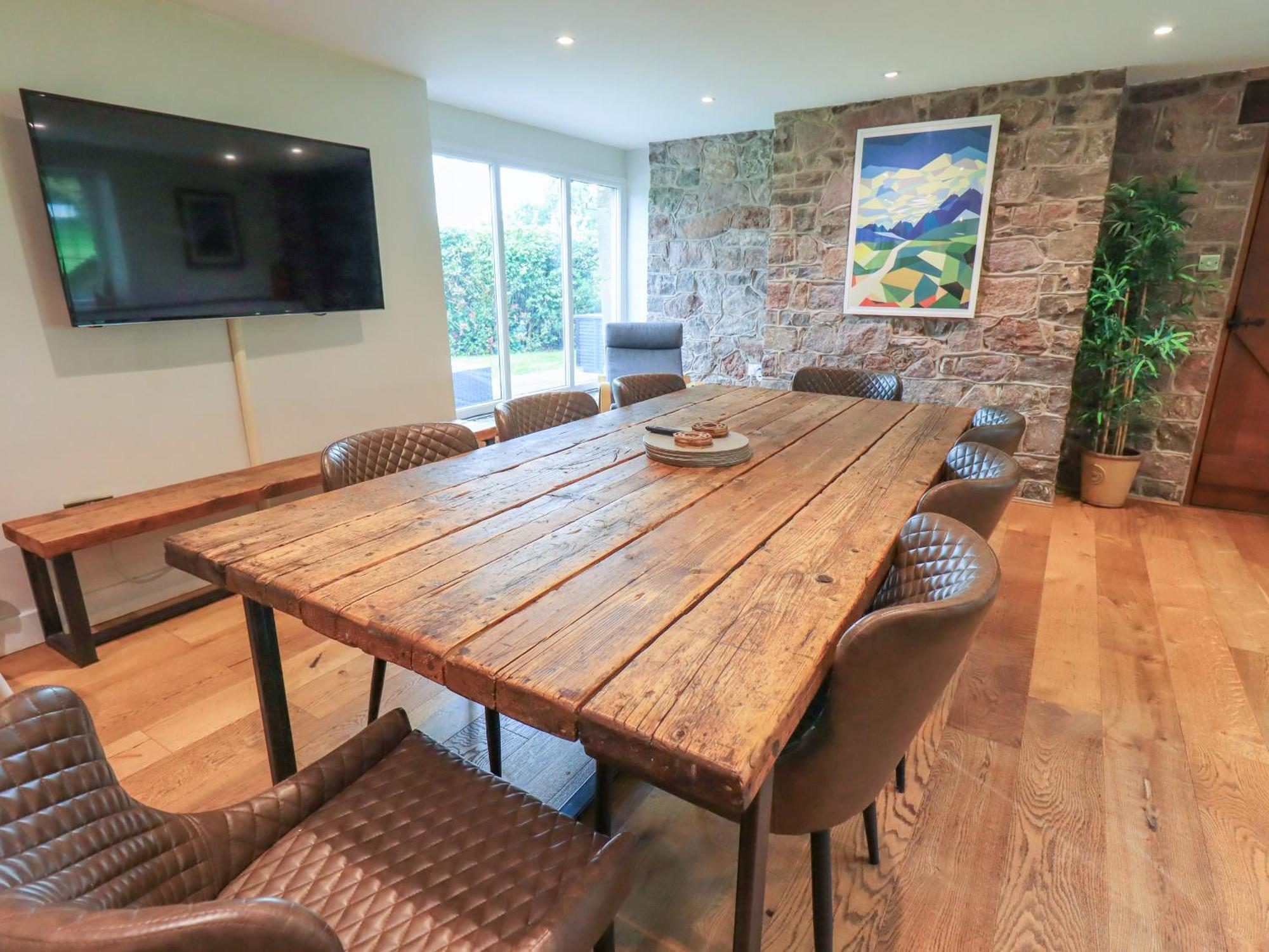 Flaska House Holiday home *