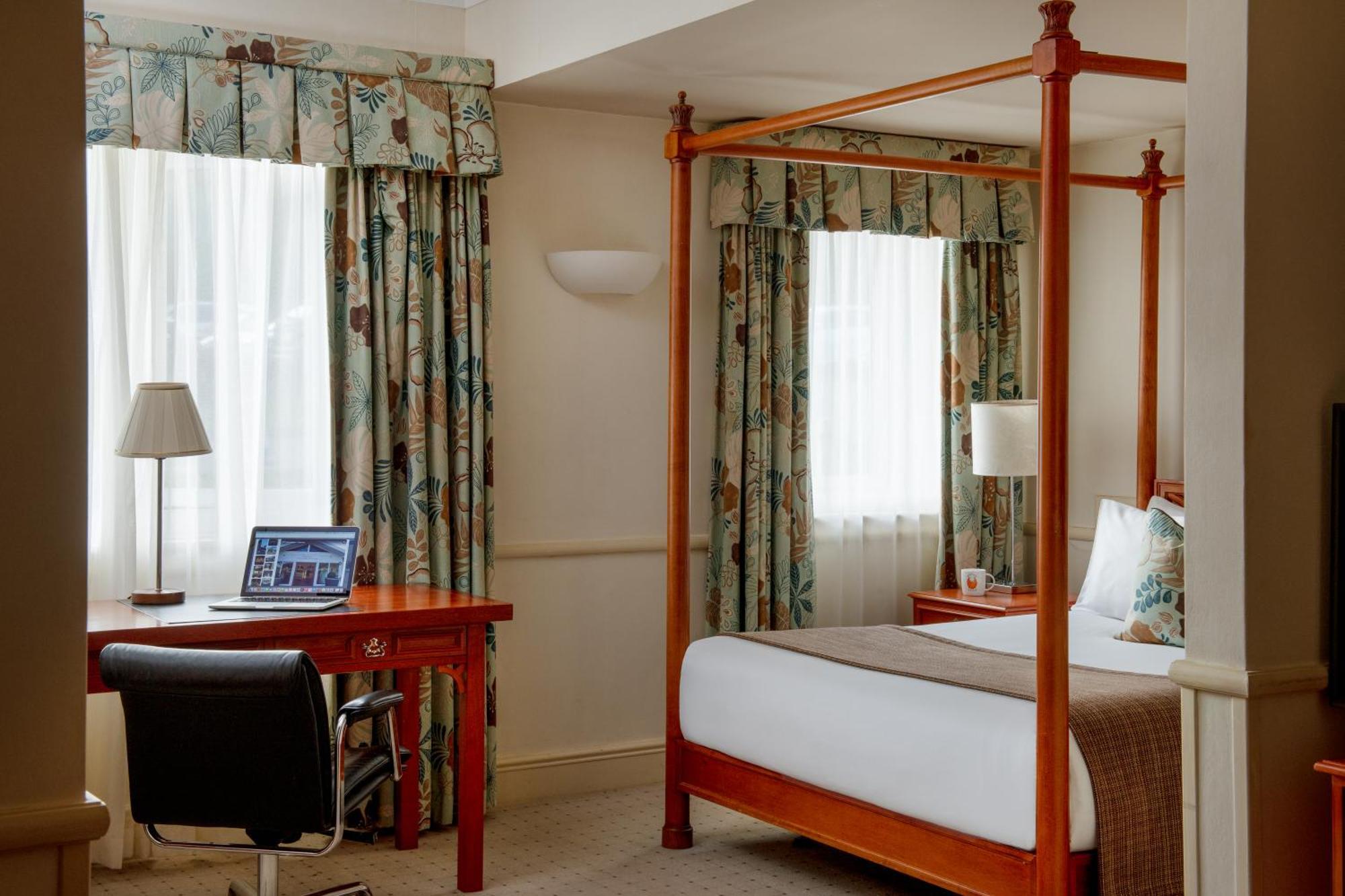 Hotel North Lakes And Penrith