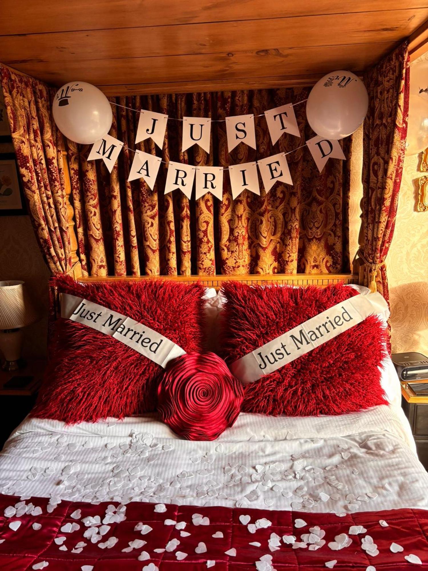 Brooklands Guest house 5*