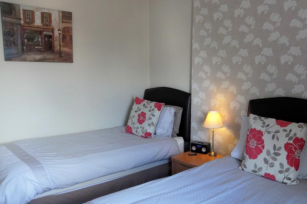 Bed & Breakfast @edengate 4*