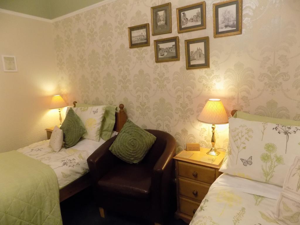Guest house Glendale 4*