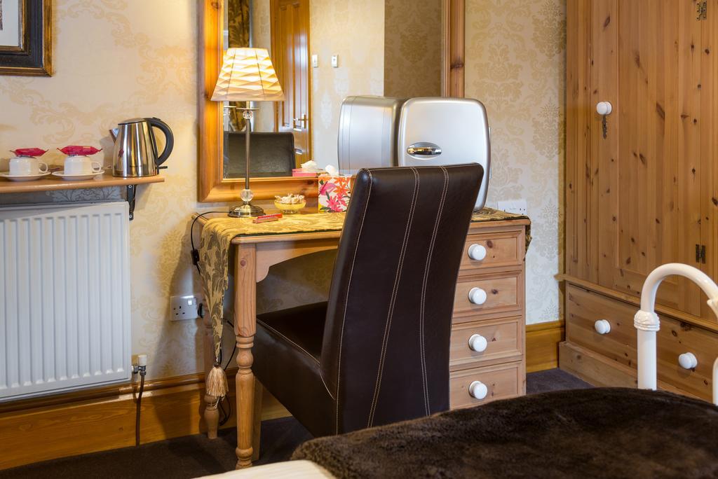 Brooklands Guest house 5*