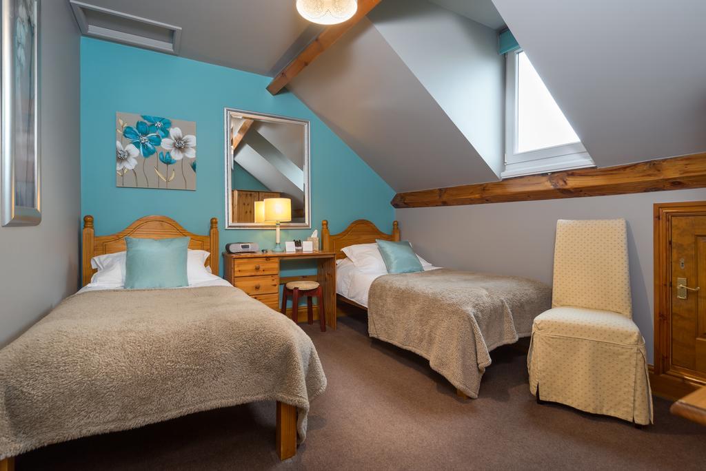 Brooklands Guest house 5*