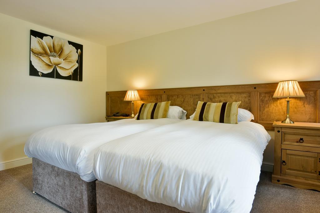 Country Hotel 3*