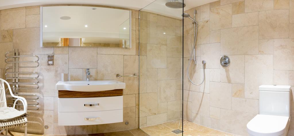 Waternook Lakeside Holiday home *