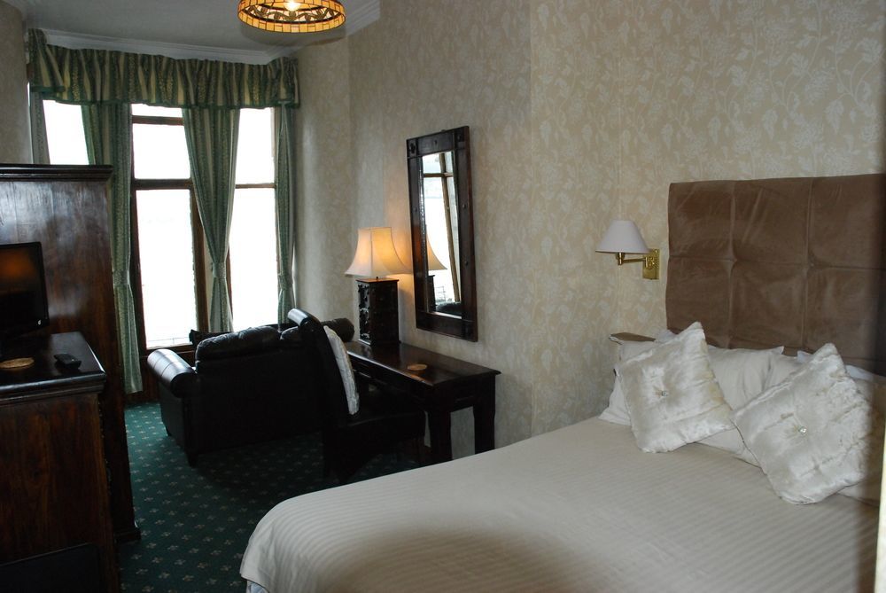 Guest house Glendale