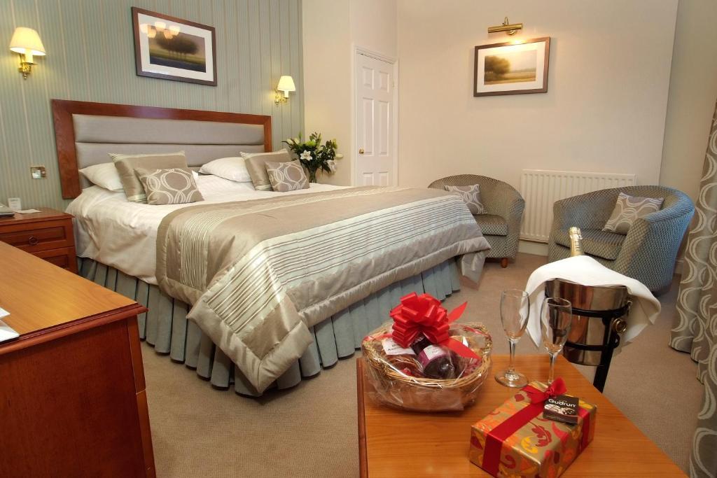 The George Hotel
