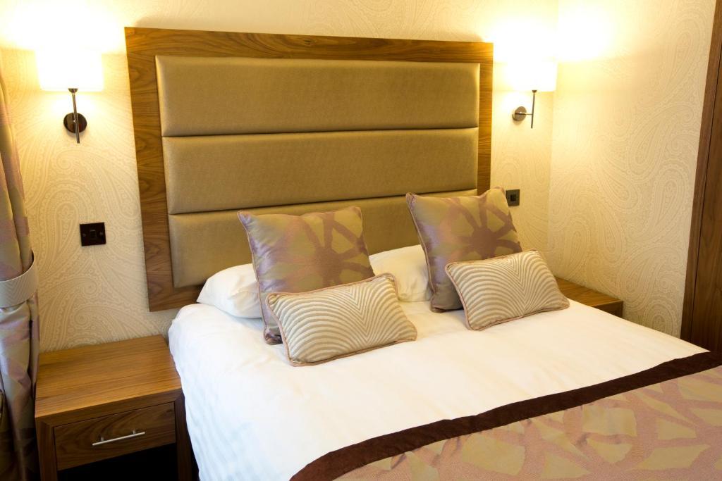 The George Hotel 3*
