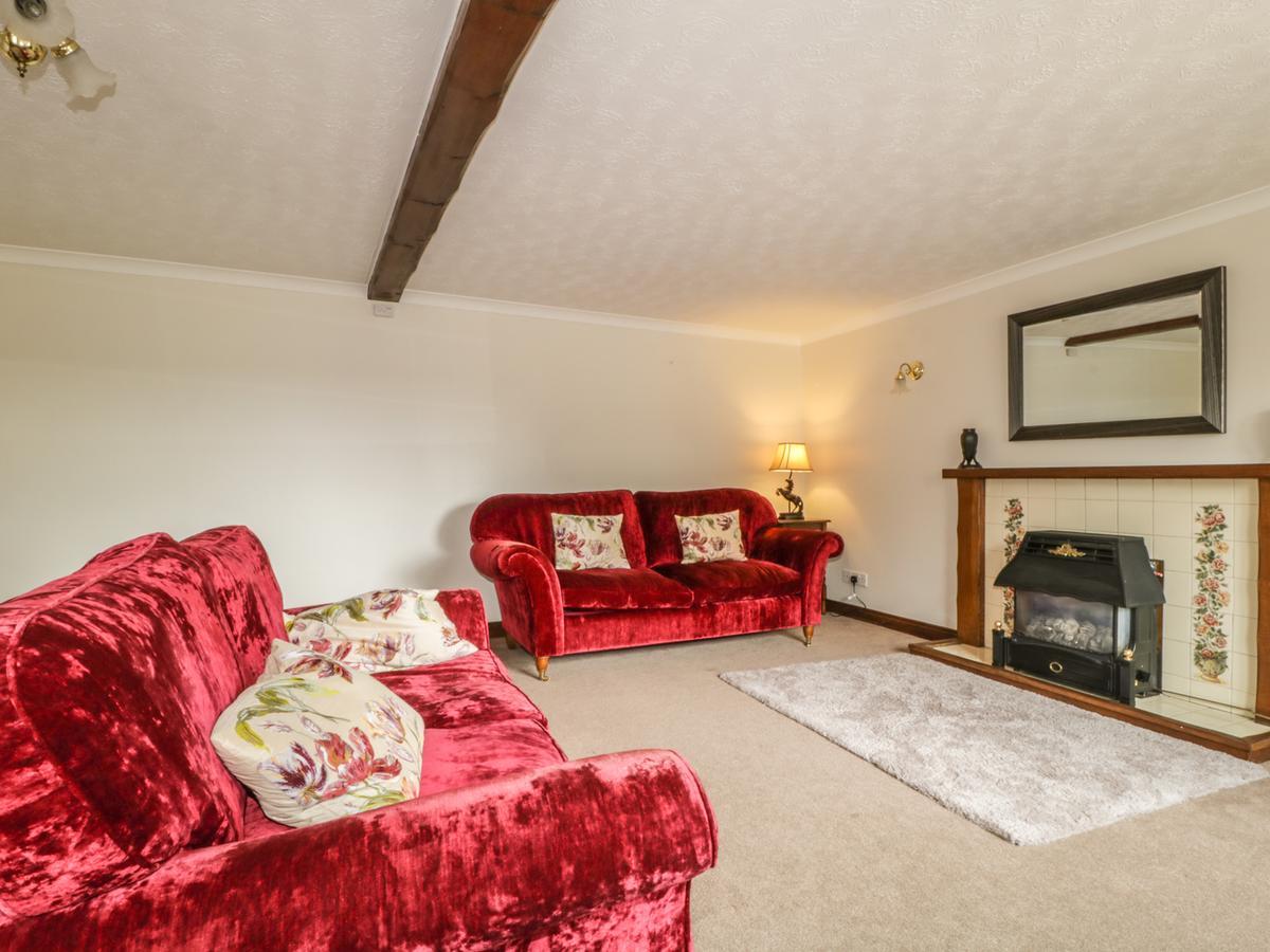 Woodhead Farm *