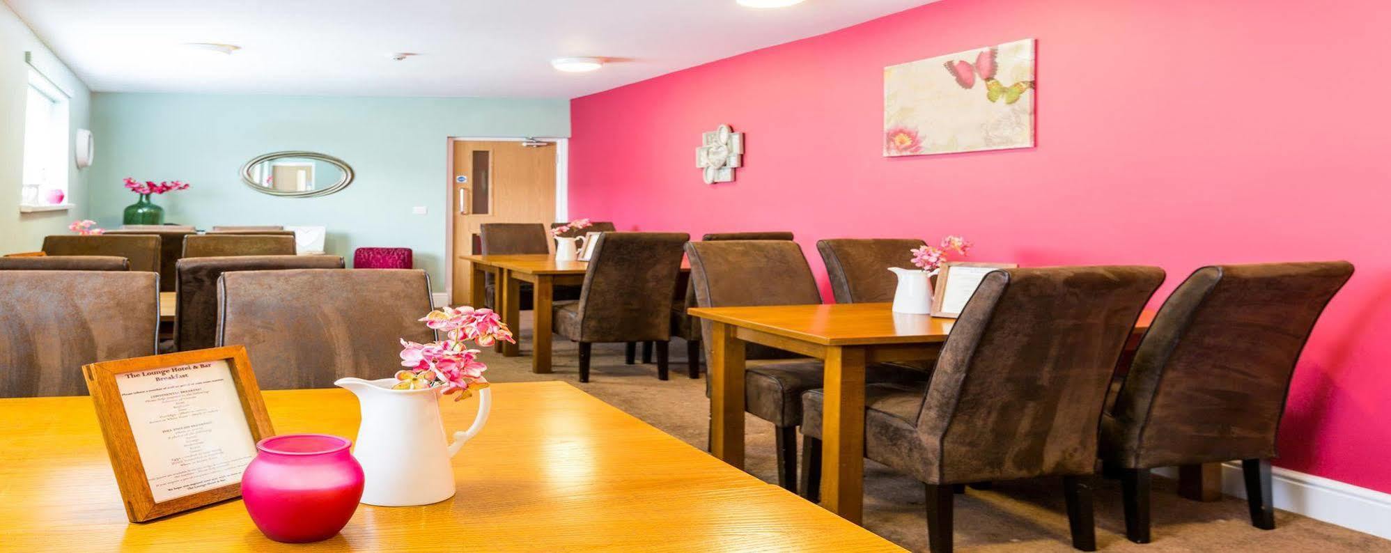 Hotel The Lounge & Bar