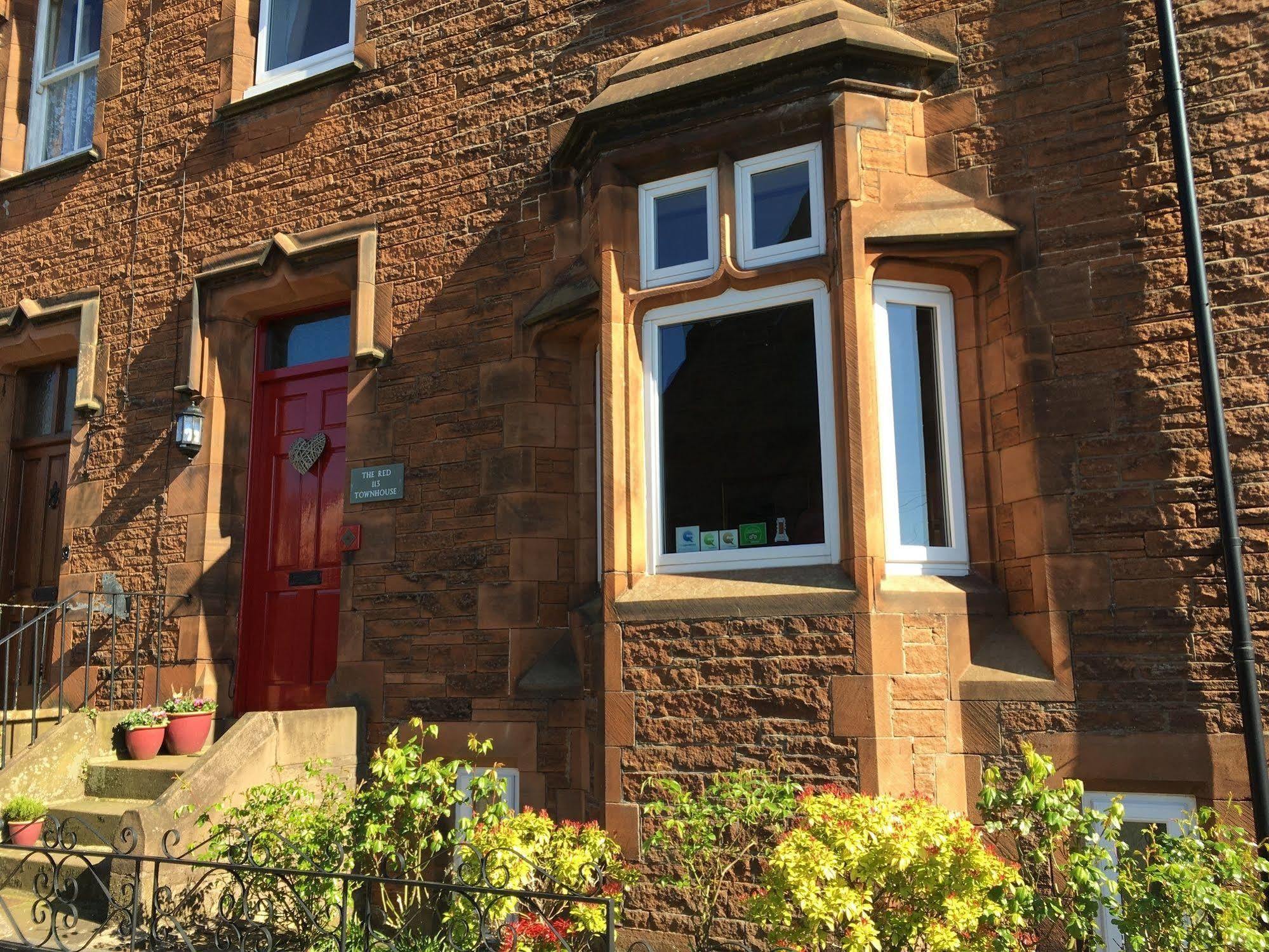 The Red Townhouse Bed & Breakfast