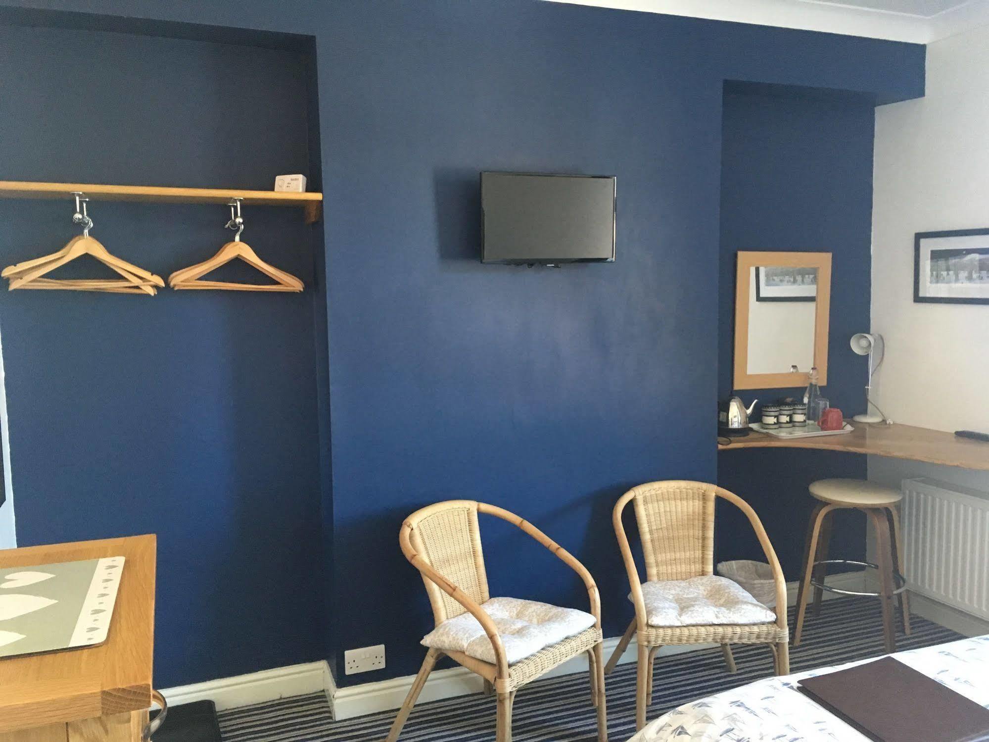 The Red Townhouse Bed & Breakfast