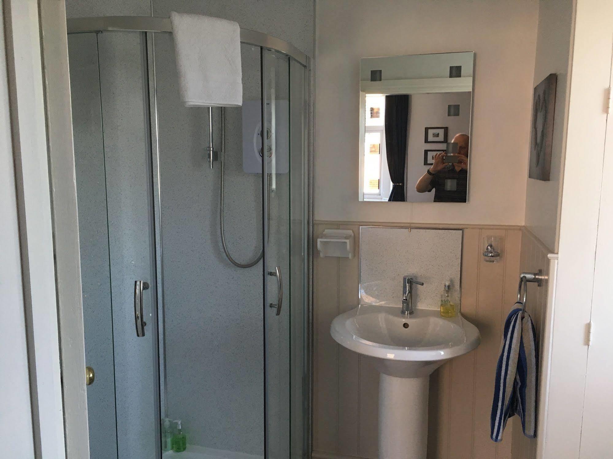The Red Townhouse Bed & Breakfast