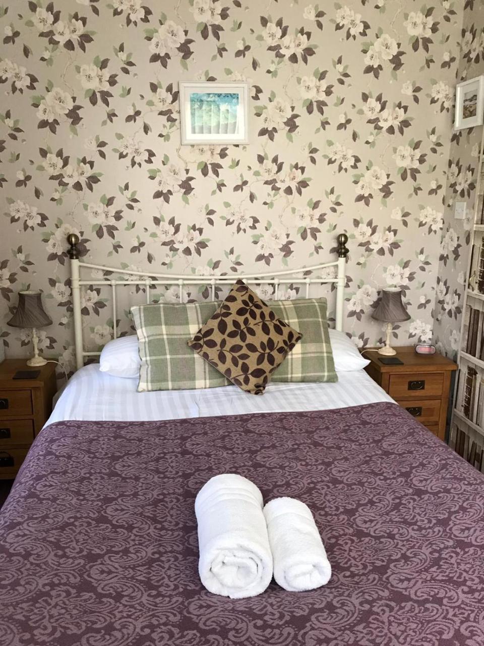 Ashbank Bed & Breakfast 3*