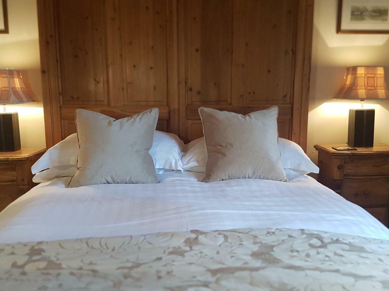 Cherry Holme 5*