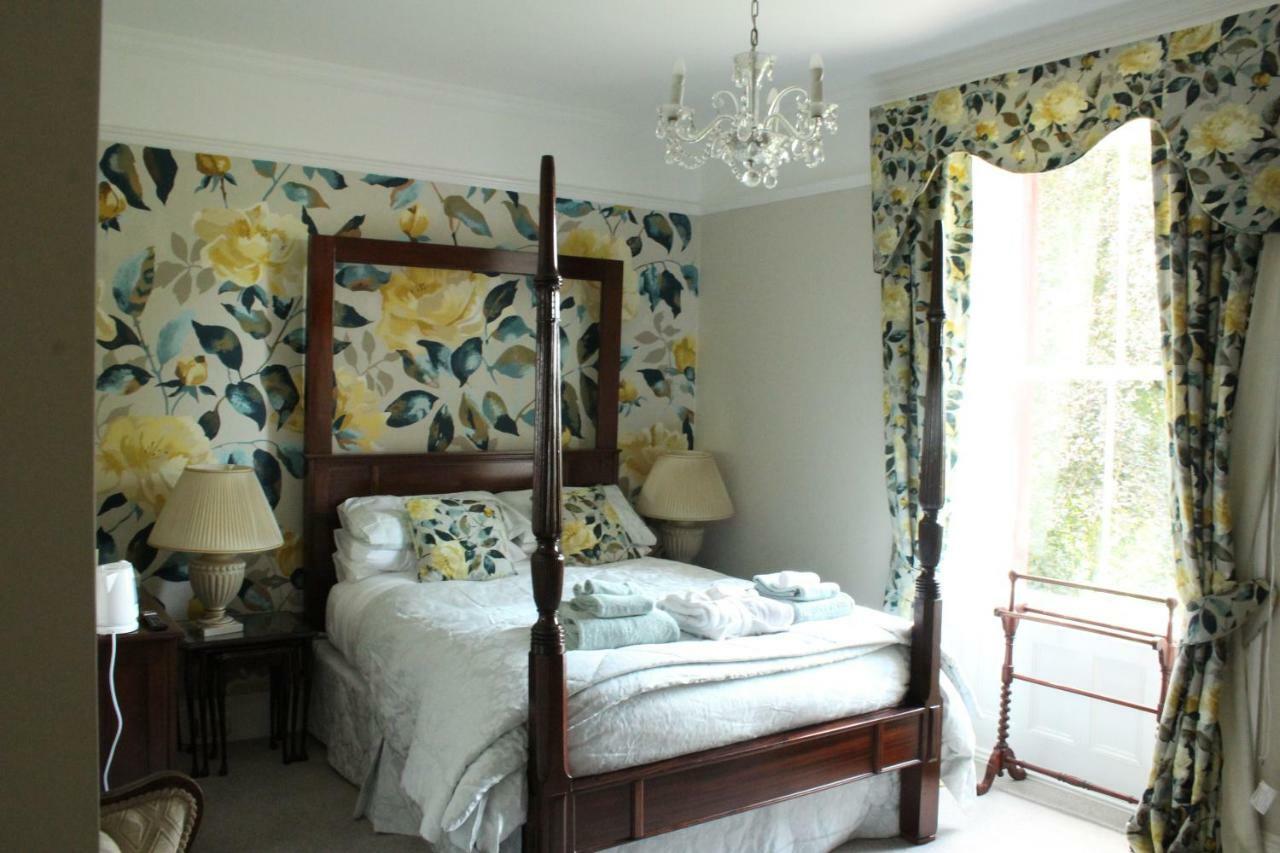 Bank House Bed & Breakfast 4*