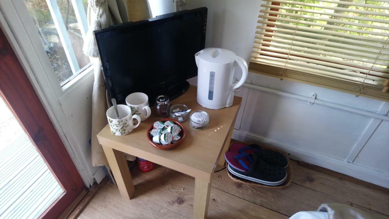 Bed & Breakfast Rebels Hide 3*
