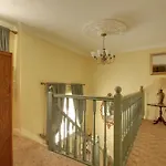 Laurel House