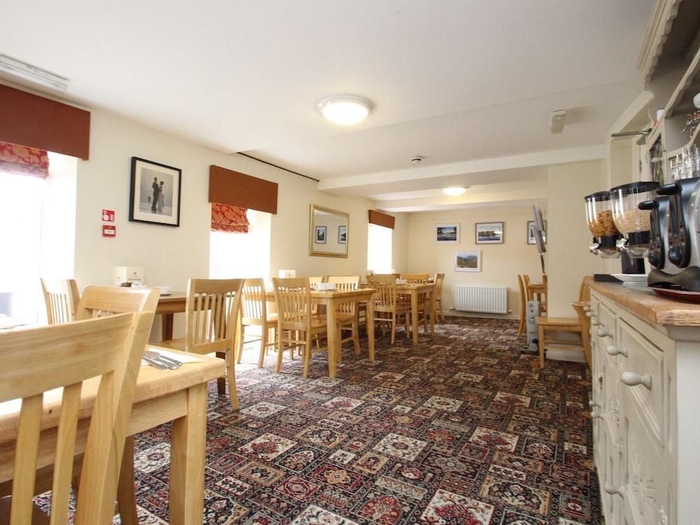 Acorn Guest house