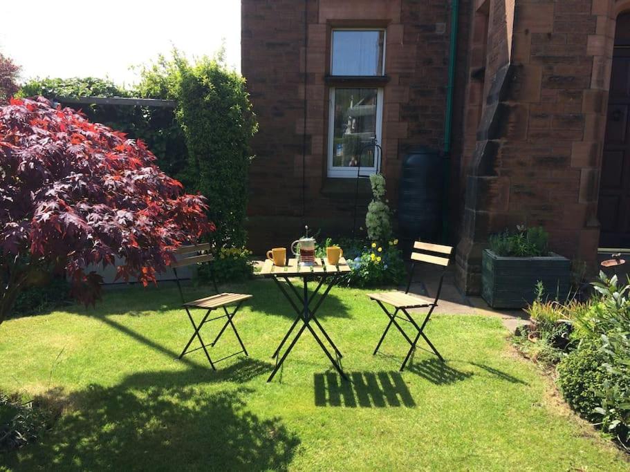 Beautiful In Character Former Rectory Apartment