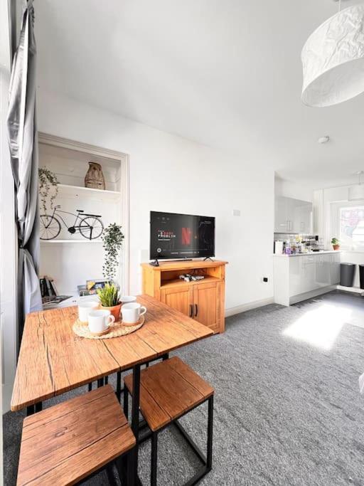 Little Dockray Two-bed Centre Of Apartment