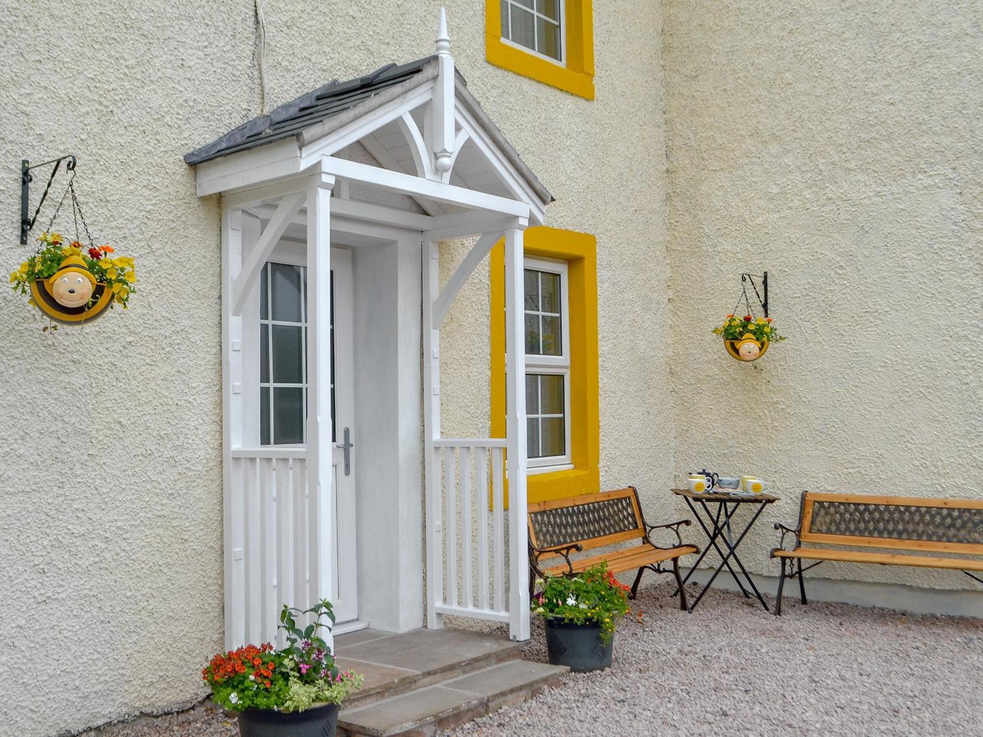 Bumblebee Nook * Penrith
