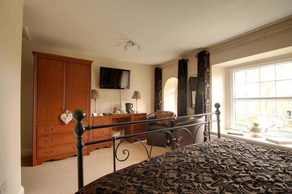 Laurel House Bed & Breakfast
