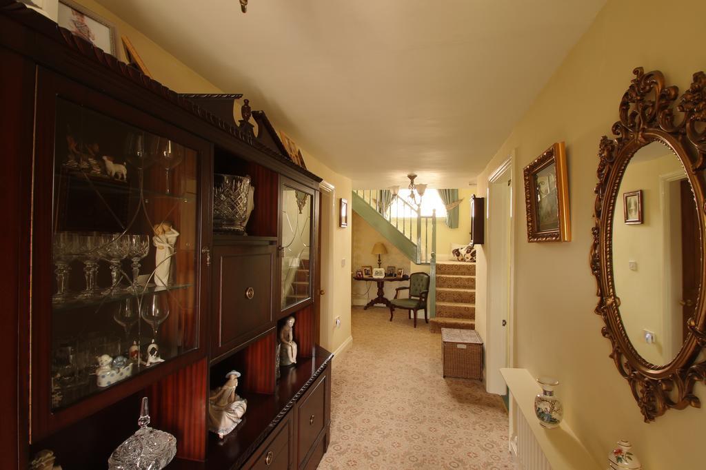 Laurel House Bed & Breakfast