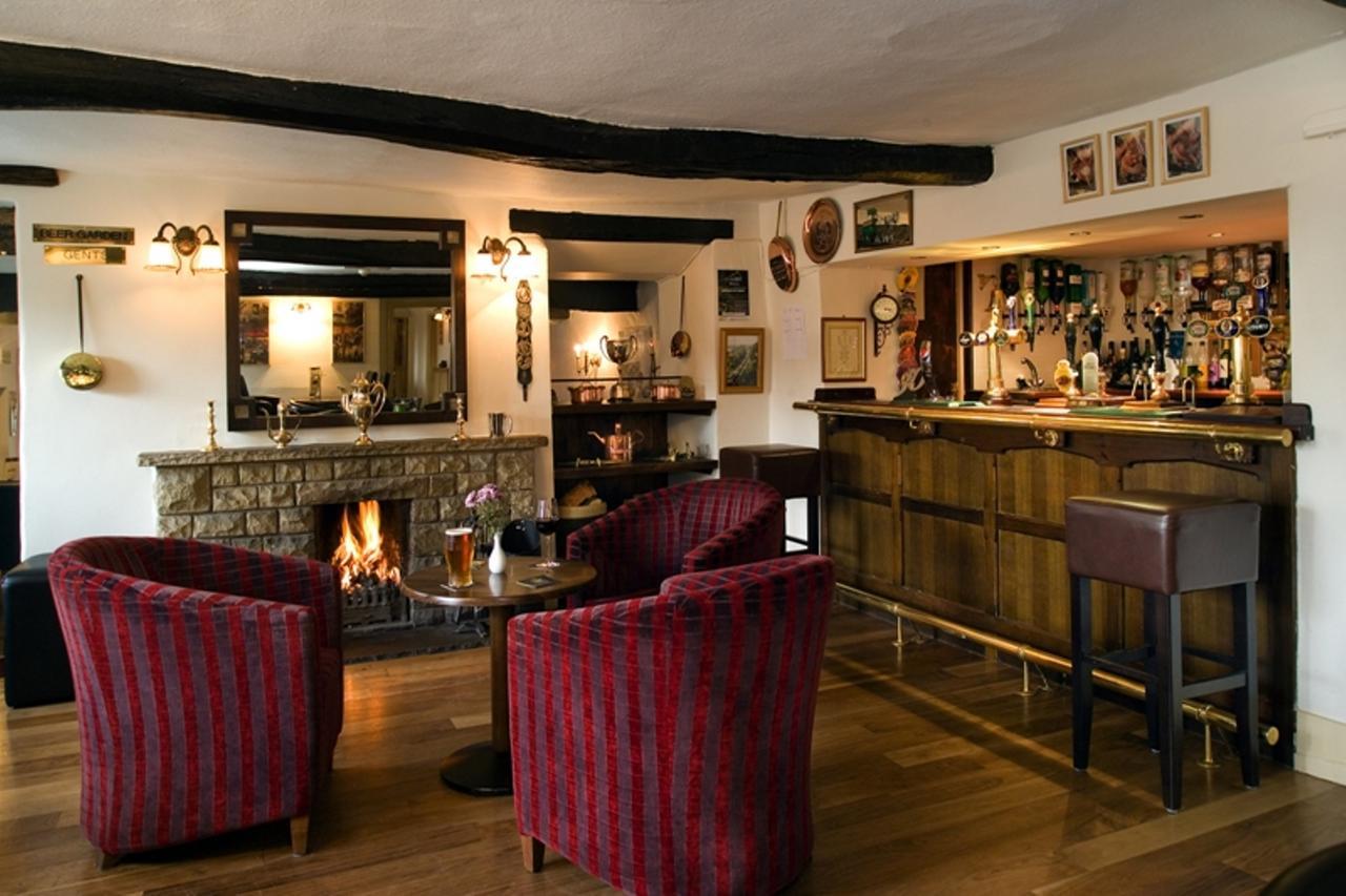 Inn Black Swan