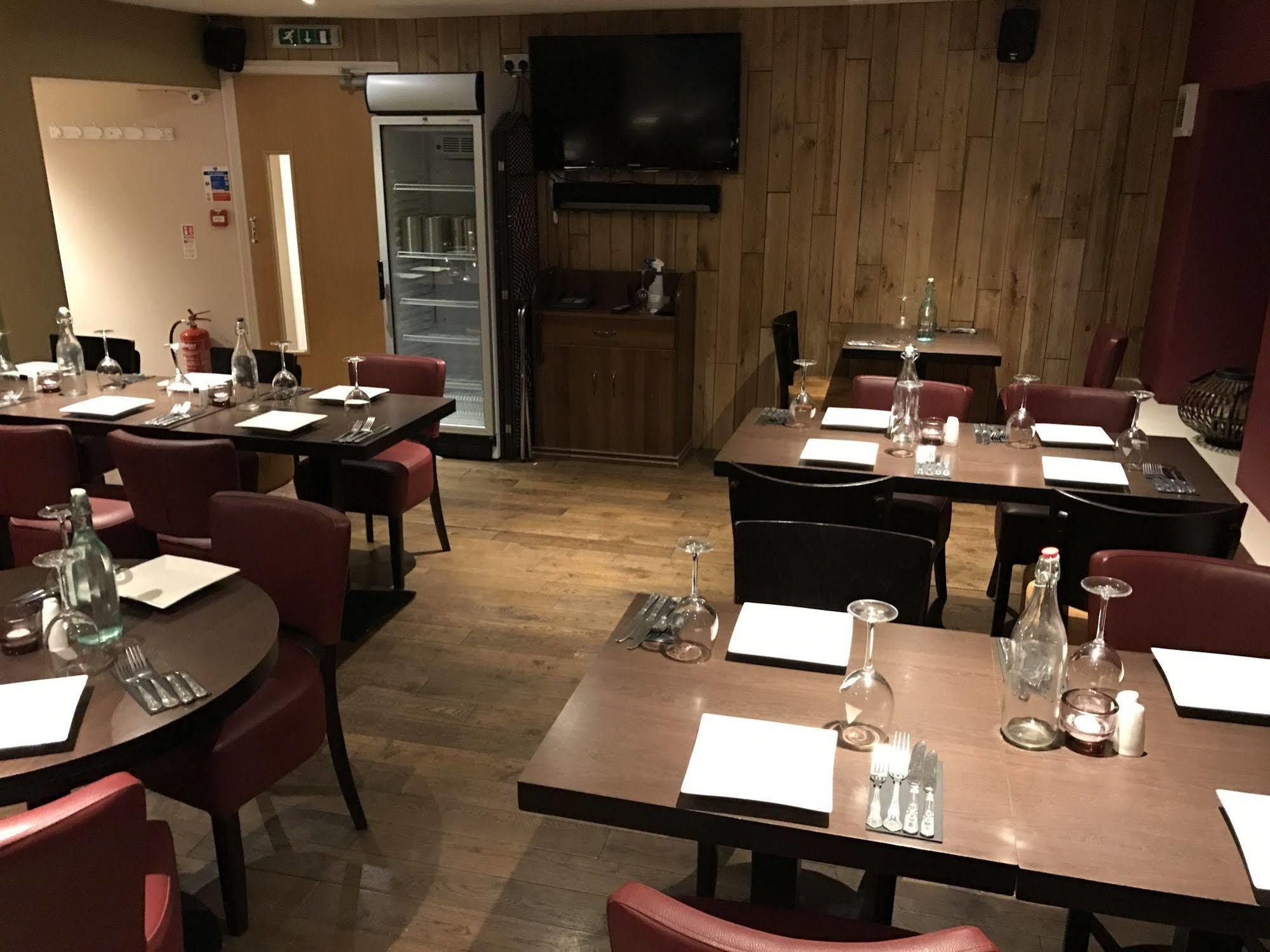 Foundry 34 Hotel